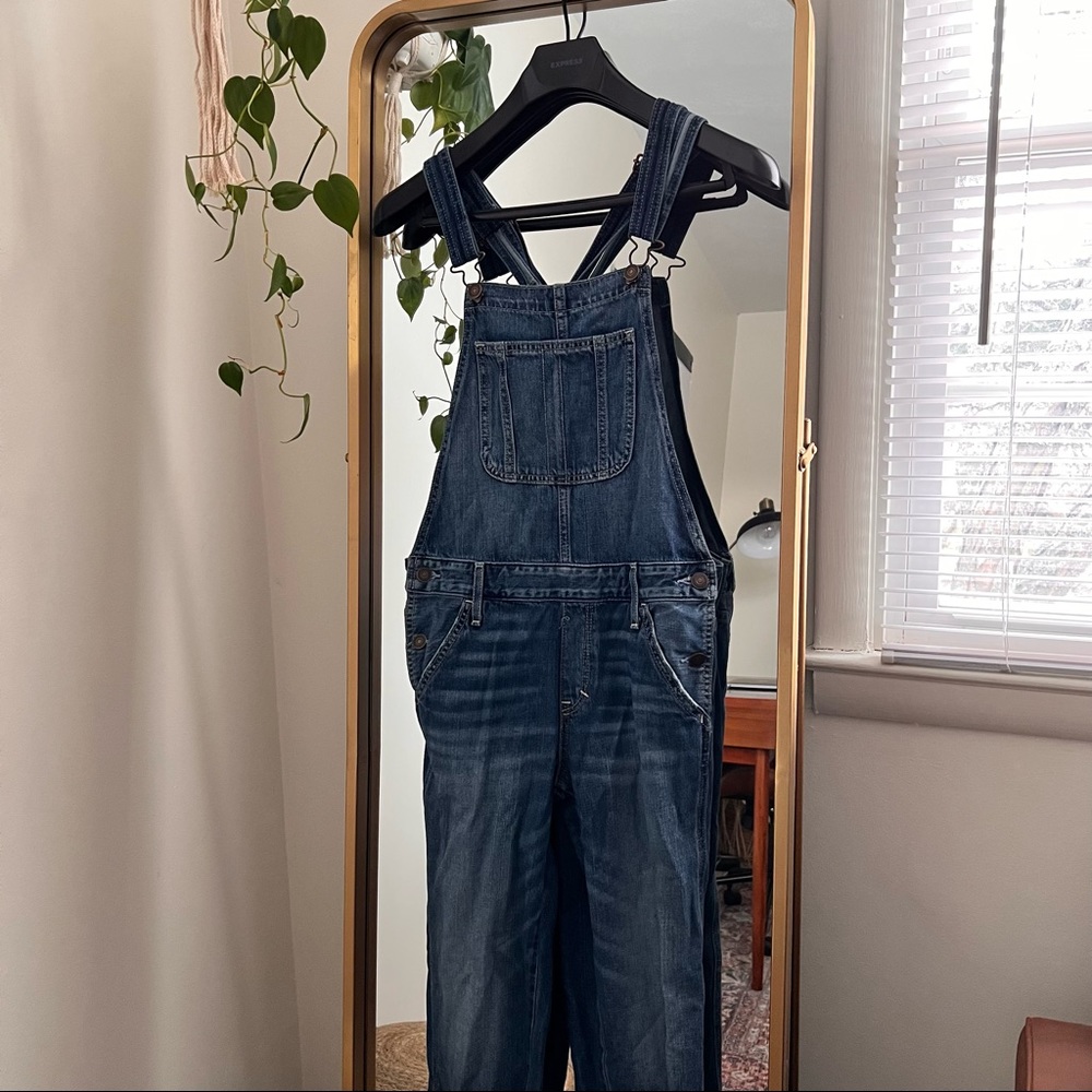 mid wash overalls